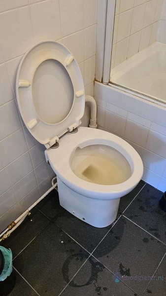  verstopping toilet Middenmeer